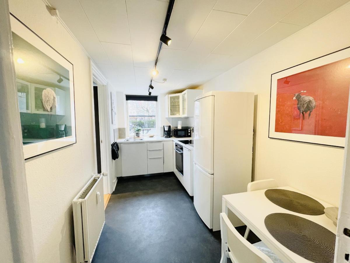 אולבורג Aday - Charming Studio Close To The Football Stadium מראה חיצוני תמונה